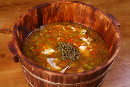 木桶青椒魚