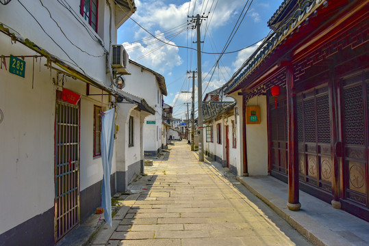 金泽石板路