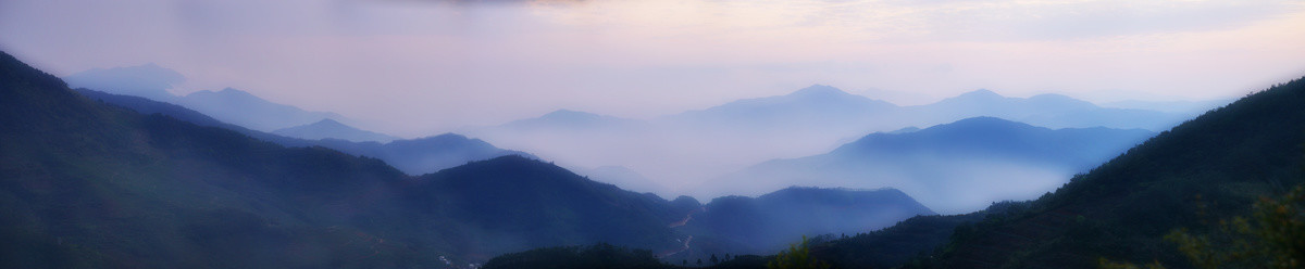 水墨远山