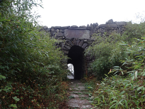 蓑岭天险重开旌歙古道