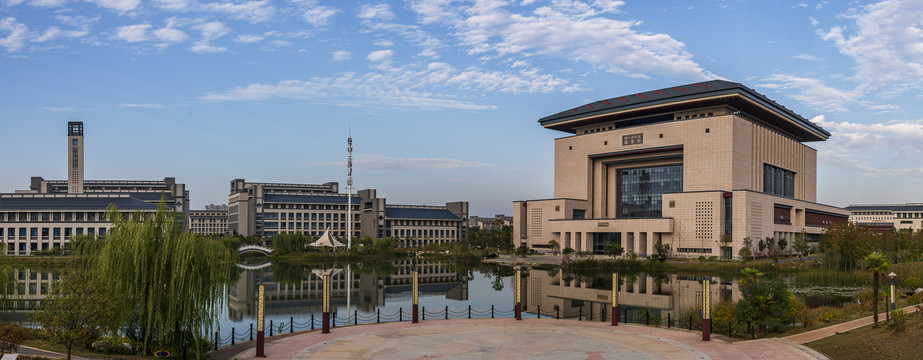 武汉学院大学城校区风光