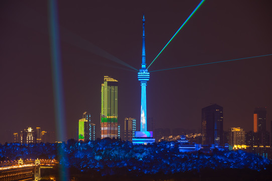 武汉龟山电视台夜景灯光秀风光