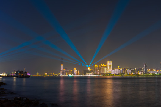 湖北武汉两江四岸灯光秀夜景风光