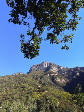 太行山脉河南新乡关山风景区