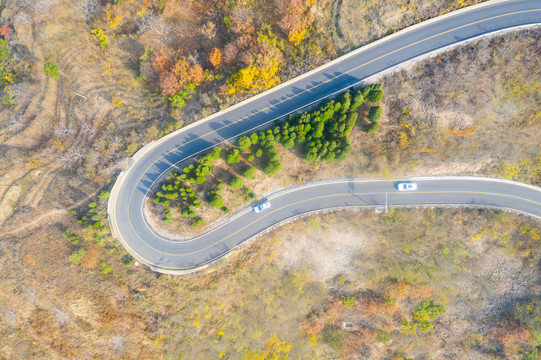 航拍济南七星台盘山公路