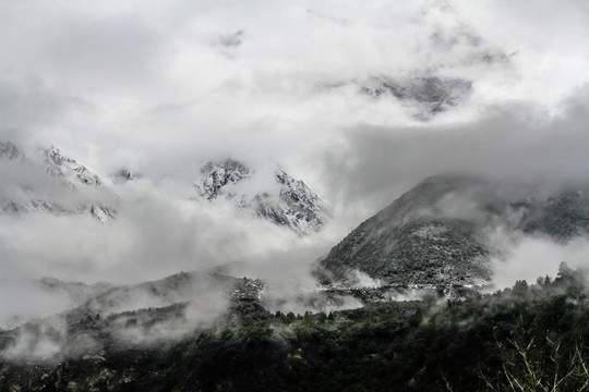 天外有山