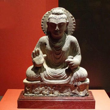犍陀罗贵霜帝国佛陀坐像