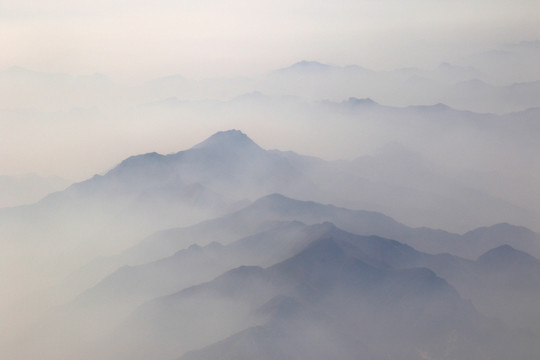 航拍燕山群山