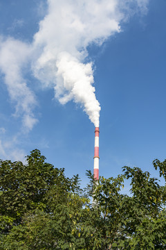 烟囱废气排放