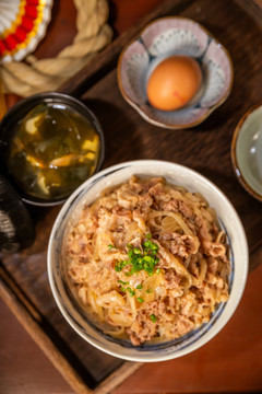 日式牛丼饭