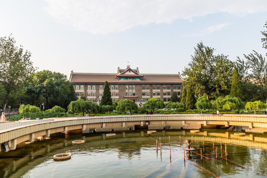 天津大学