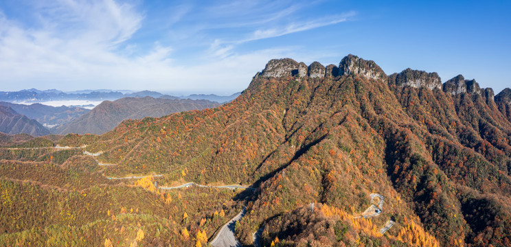 贾郭山峰从航拍