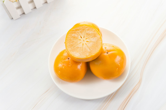 硬柿子