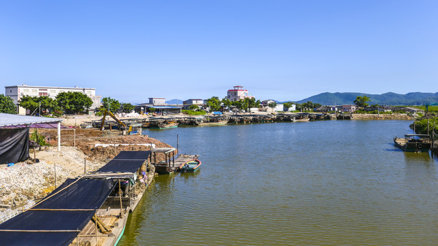 红木山村