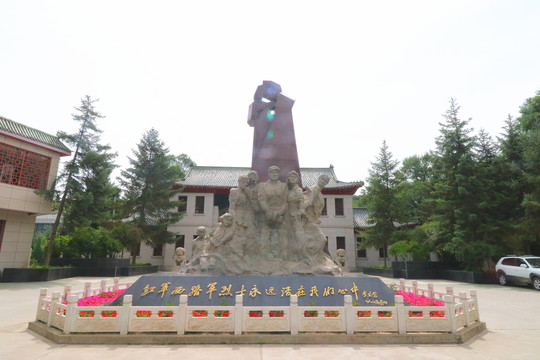 西宁西路军纪念馆纪念碑陵园