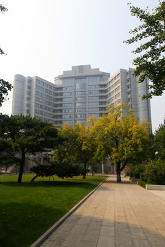 北京理工大学