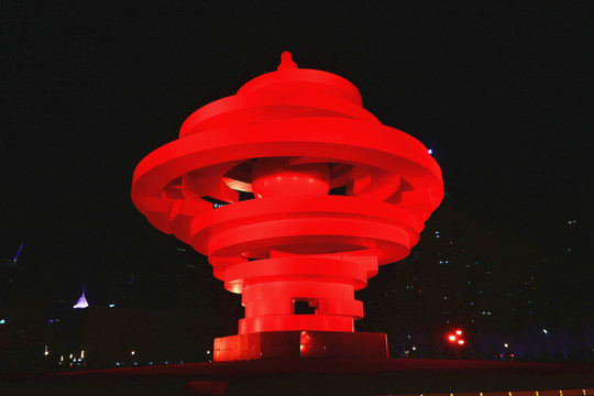 青島五四廣場五月的風夜景