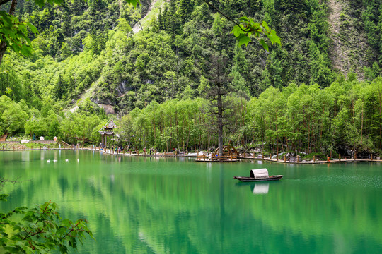 宕昌官鵝溝景區(qū)官鵝天池