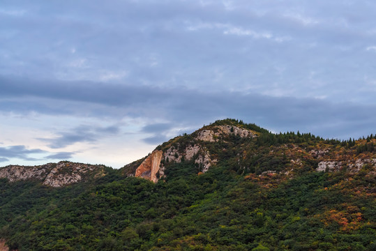 山峰山峦