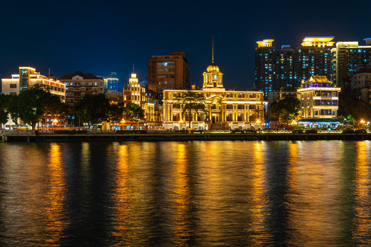 广州粤海关夜景