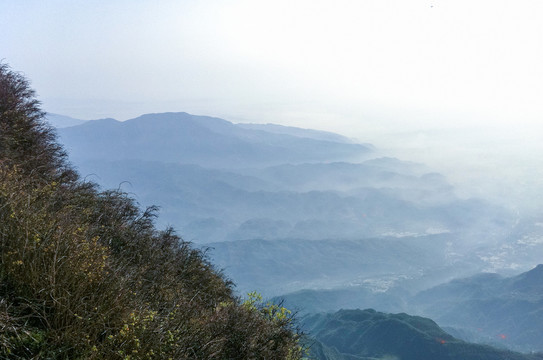 峨眉山