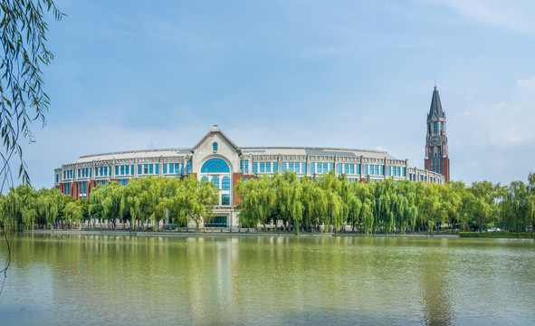 华东政法大学