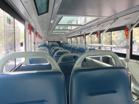 双层公交车座椅