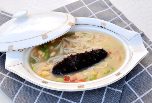 糊涂面煨遼參