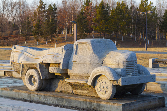 汽车雕塑