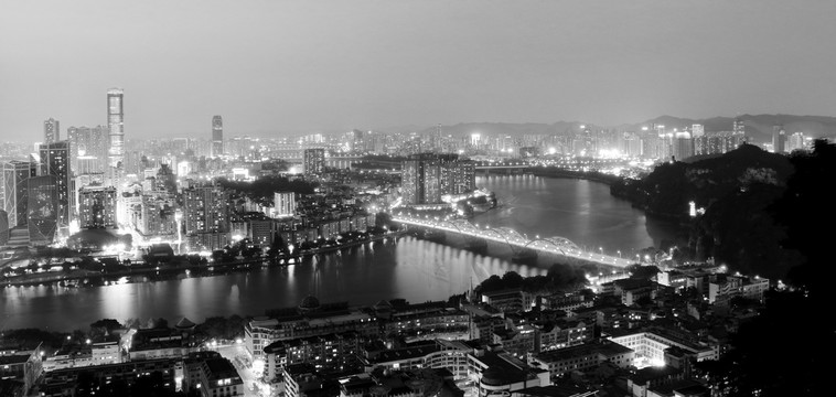 黑白城市夜景