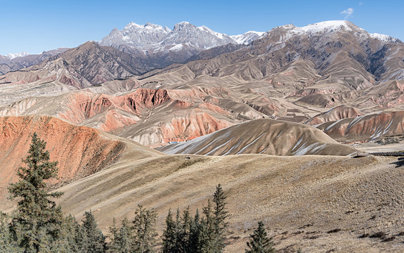 青海祁连山卓尔山