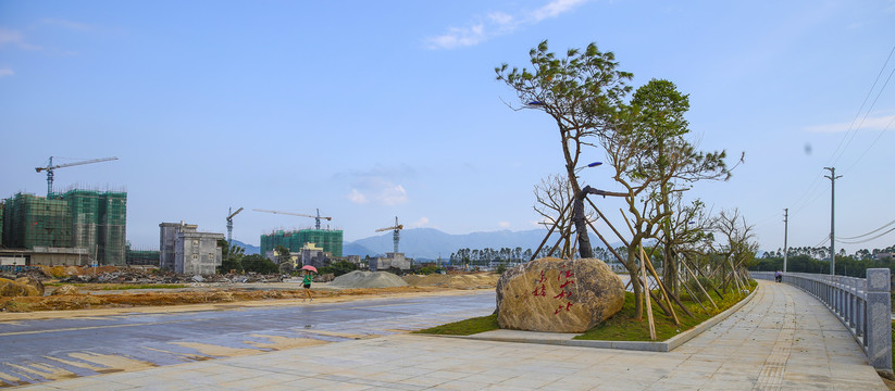 河岸河景