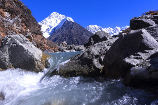 雪山流水