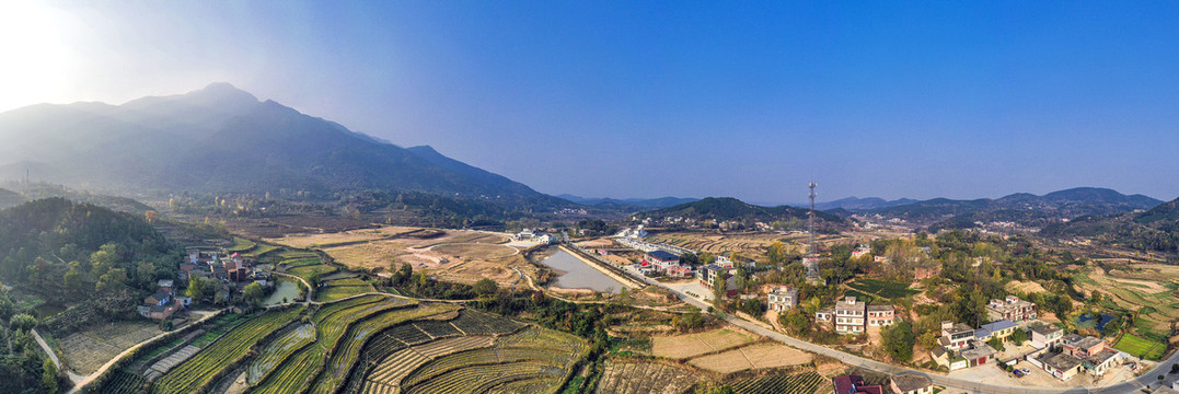 山乡风光超宽幅全景大图