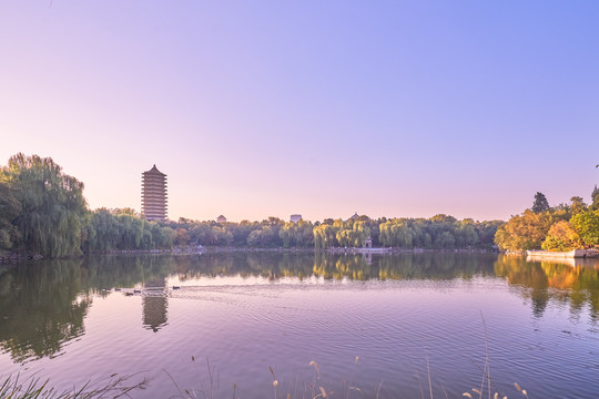 北京大学未名湖