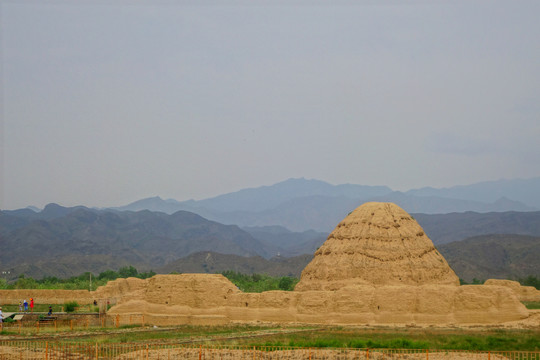 西夏王陵遗址陵塔