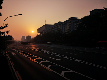 日出街道