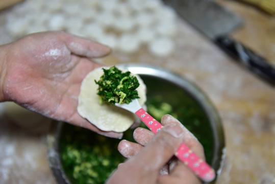 包水饺