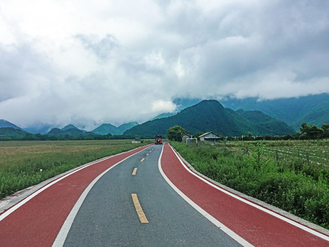 山间公路