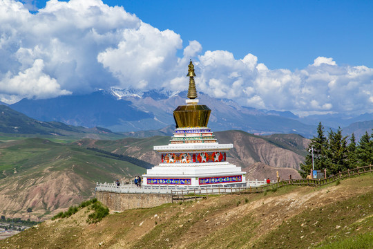 青海祁连卓尔山风景