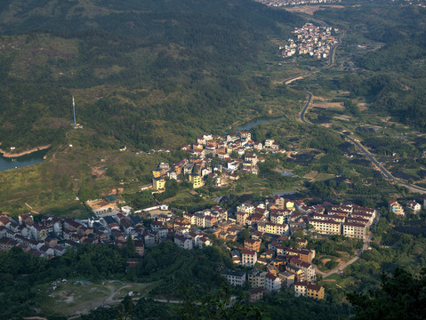 金华尖峰山山下曹村