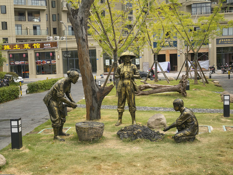 淳安千岛湖鱼街整理渔网雕塑