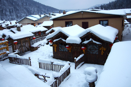 雪中木屋