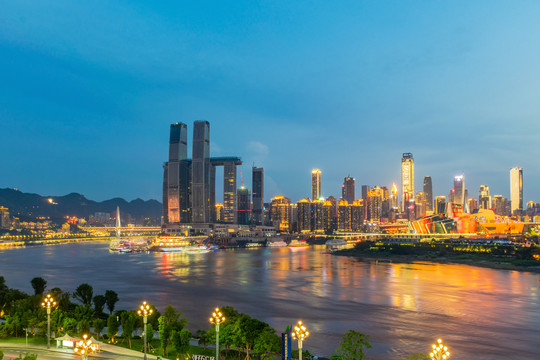 重庆朝天门码头与重庆大剧院夜景