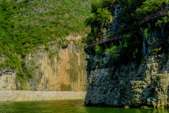 高峡平湖