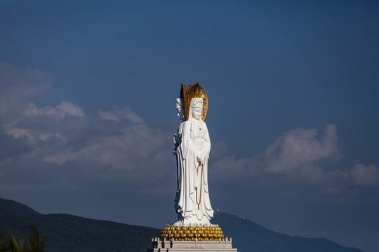 南海观音佛像