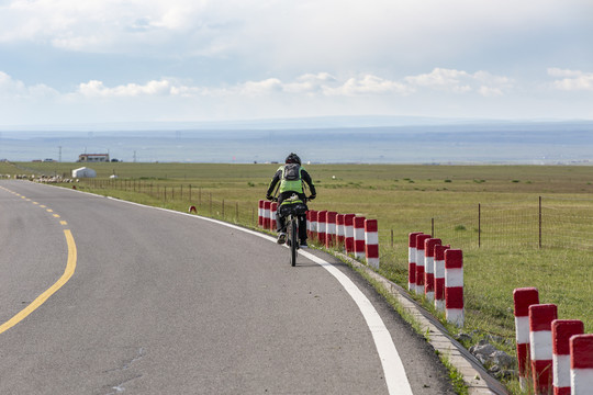 青海湖公路骑行