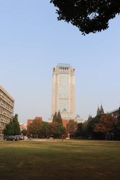 复旦大学