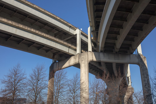 都市高速公路