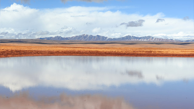 鄂陵湖